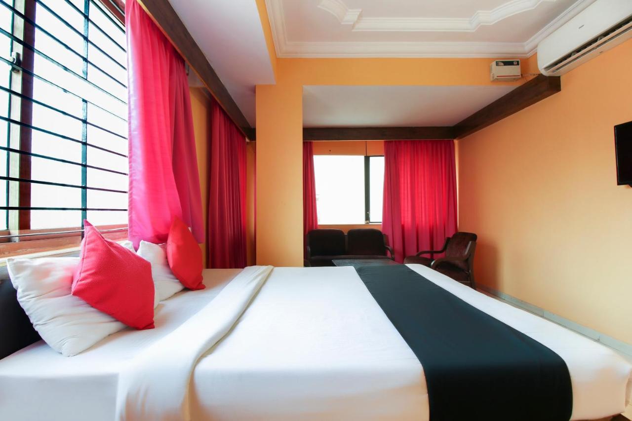 Capital O 71729 Lucky Inn Bangalore Exteriör bild