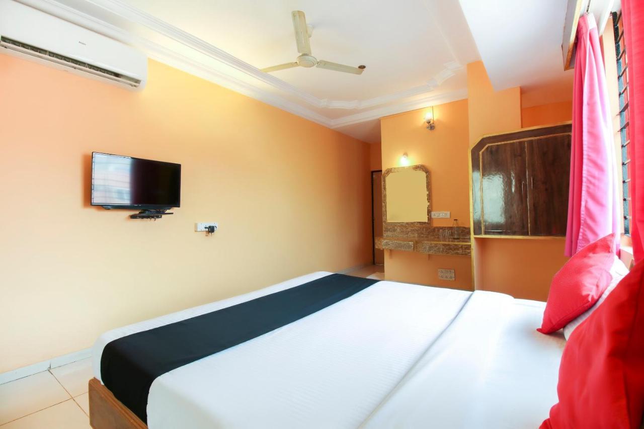 Capital O 71729 Lucky Inn Bangalore Exteriör bild